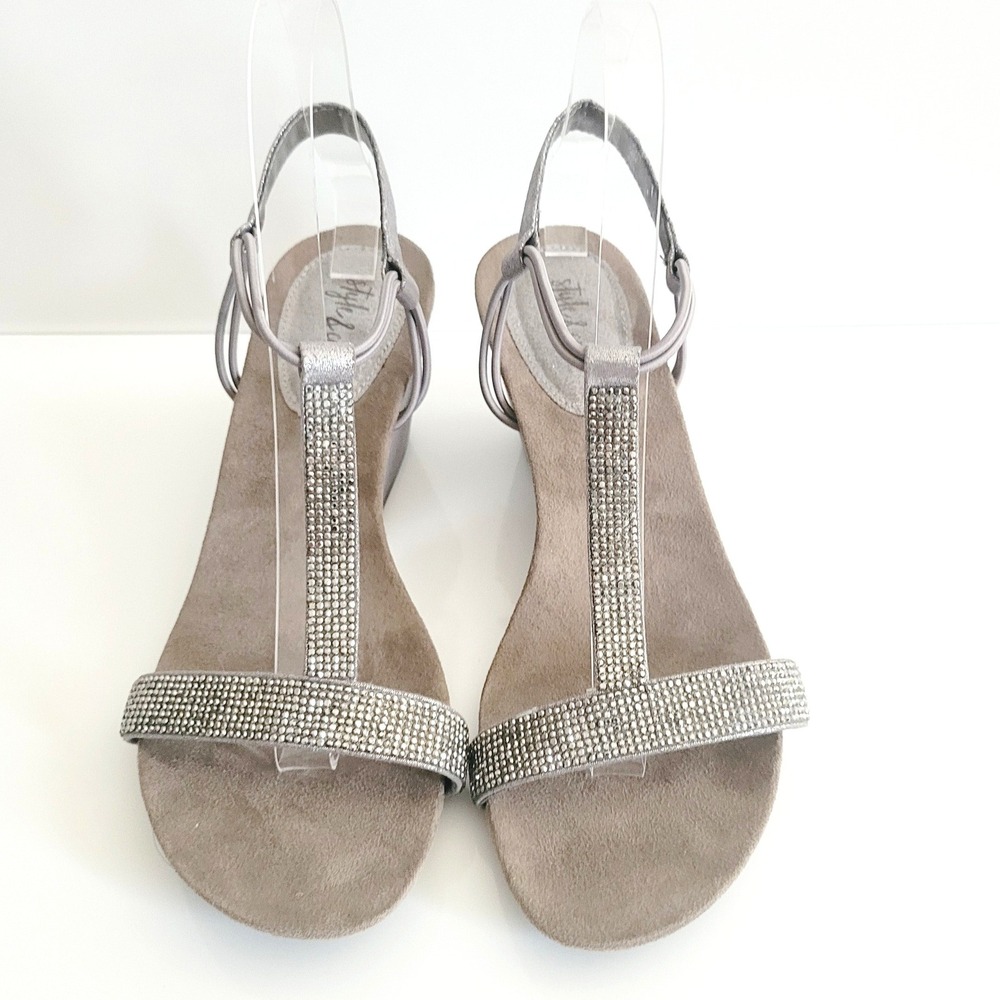 Style & Co Mulan Embellished Wedge Sandals 9M Silver Grey Rhinestone T-strap Y2K - Picture 17 of 17